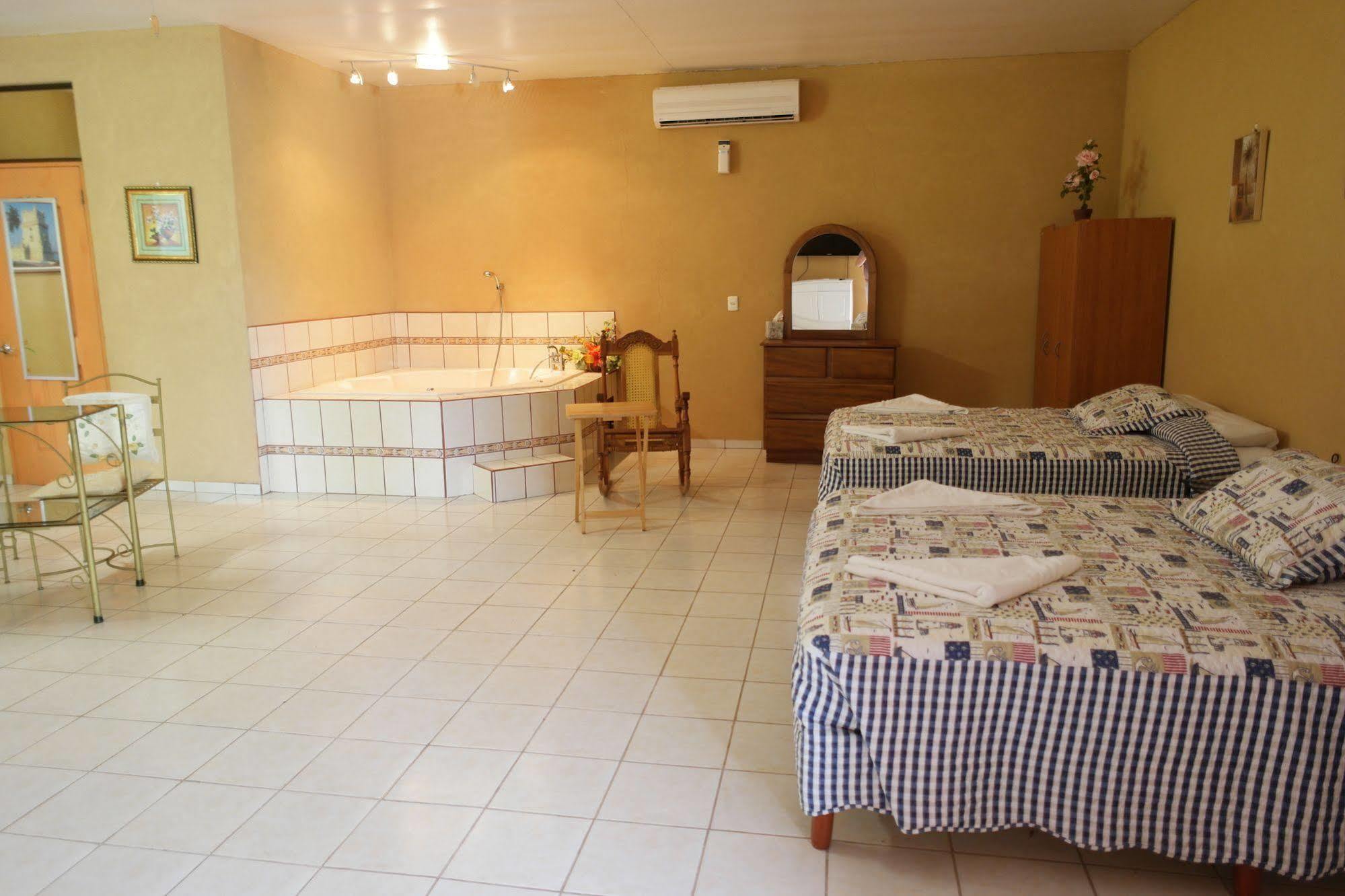 Hotel La Arena Liberia Kültér fotó